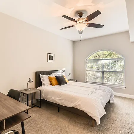 Crest At Midtown 4505 L 1 Bedroom 1 Bathroom